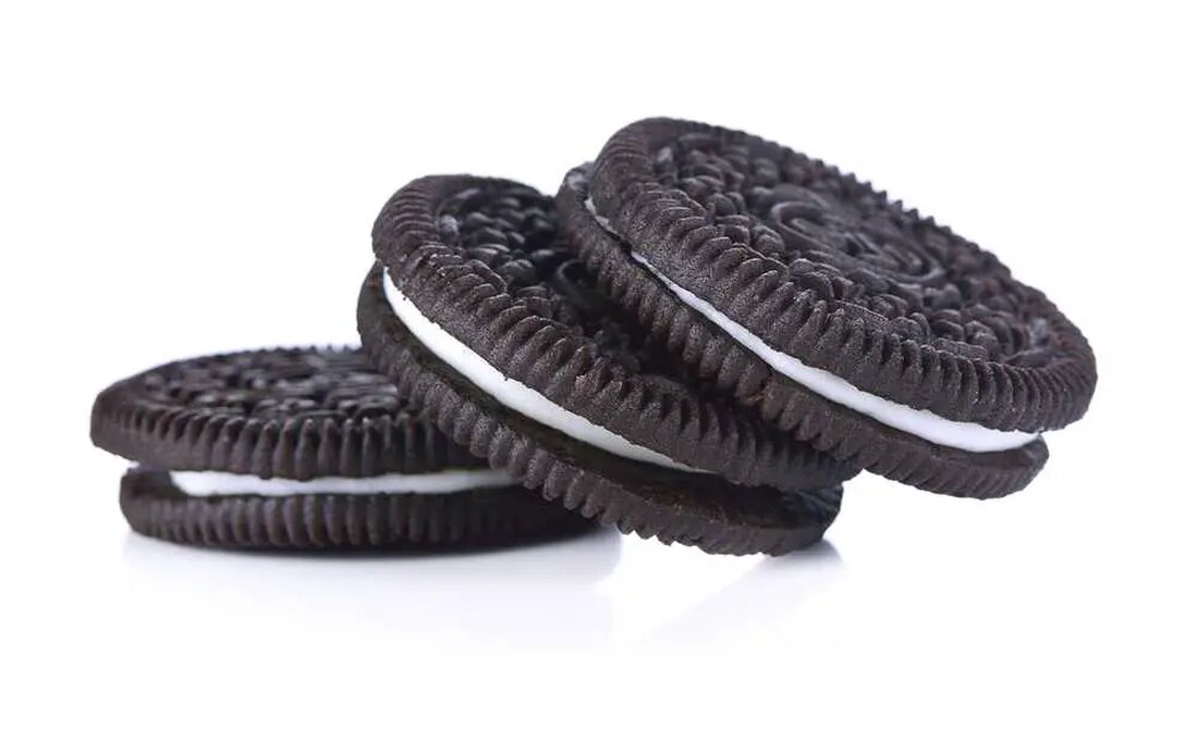 Die renommierte amerikanische Keksmarke Oreo ist mit einem Umsatz von fast 700 Millionen US-Dollar für Nabisco im Jahr 2017 ein Verkaufsschlager. Allerdings geben die Gesundheitsrisiken des berühmten Leckerbissens, vor allem aufgrund des GVO-Gehalts und einer hohen Konzentration des umstrittenen Glyphosats von Monsanto, Anlass zur Sorge bei gesundheitsbewussten Verbrauchern. In diesem Zusammenhang hat Hydrox, der Hauptkonkurrent von Oreo, mit der Umstellung auf nicht gentechnisch veränderte Inhaltsstoffe einen bedeutenden Schritt nach vorne gemacht, was möglicherweise eine positive Veränderung der Industriestandards signalisiert. Der bahnbrechende Schritt von Hydrox: Umstellung auf GVO-freie Produktion Als Oreos langjähriger Konkurrent Hydrox 2017 seinen Plan bekannt gab, GVO-Inhaltsstoffe aus …