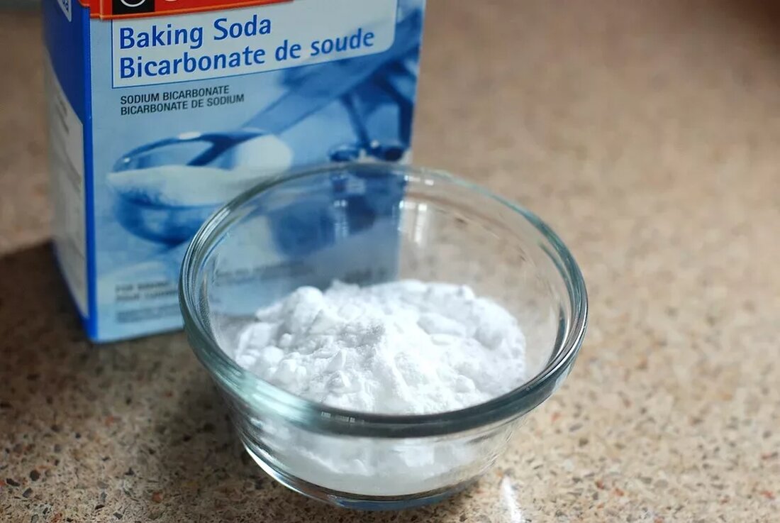 Die Alkalische Diät: Fakten und Fiktion Die alkalische Diät behauptet, dass der pH-Wert der Nahrung, die wir zu uns nehmen, einen großen Einfluss auf unsere Gesundheit hat. Befürworter dieser Diät behaupten, dass alkalische Lebensmittel den Körper alkalisch machen und somit zahlreiche gesundheitliche Vorteile bieten können. Doch was ist dran an dieser Behauptung und welche wissenschaftlichen Erkenntnisse liegen tatsächlich vor? Grundlagen der alkalischen Diät Die alkalische Diät basiert auf der Idee, dass der pH-Wert unseres Körpers einen erheblichen Einfluss auf unsere Gesundheit hat. Der pH-Wert ist ein Maß für den Säuregehalt einer Substanz und reicht von 0 bis 14, wobei 7 …