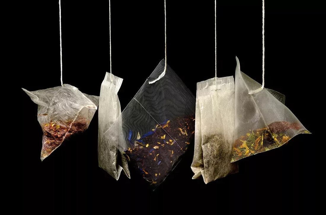 Kräuter für Vogelkrankheiten: Ein Leitfaden Vogelkrankheiten können bei unseren gefiederten Freunden zu Unwohlsein und gesundheitlichen Problemen führen. Die richtige Pflege und Versorgung ist entscheidend, um das Wohlbefinden und die Gesundheit der Vögel zu gewährleisten. Eine natürliche und schonende Methode zur Unterstützung der Vogelgesundheit ist die Verwendung von Kräutern. In diesem Leitfaden werden wir verschiedene Kräuter vorstellen, die zur Behandlung und Vorbeugung von Vogelkrankheiten geeignet sind. Behandlung von Atemwegserkrankungen Atemwegserkrankungen gehören zu den häufigsten Vogelkrankheiten. Sie können durch verschiedene Faktoren wie bakterielle oder virale Infektionen, Schimmel oder Allergene verursacht werden. Hier sind einige Kräuter, die bei der Behandlung von Atemwegserkrankungen helfen …