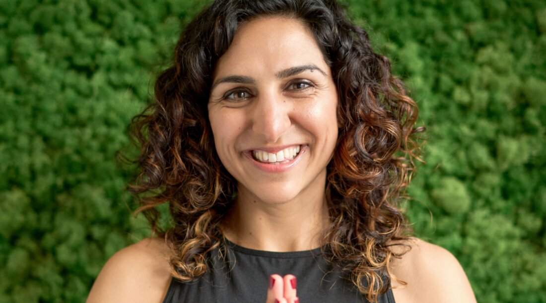 Dr Rabia is a Gastroenterology registrar in London. She has a special interest in Neurogastroenterology and her research is examining the role of lifestyle factors in disorders of gut-brain interaction. She is also a practicing Yoga teacher & Cognitive Behavioural Hypnotherapist – offering mind-body tools for digestive health. Dr. Chang-Sun Park caught up with Dr Rabia to discover more about her incredible work. Tell us about how you came to yoga? I started yoga in my first year of university. I remember being transported from student halls (a fairly insular environment) into a wider community, into a really non-judgemental space. …