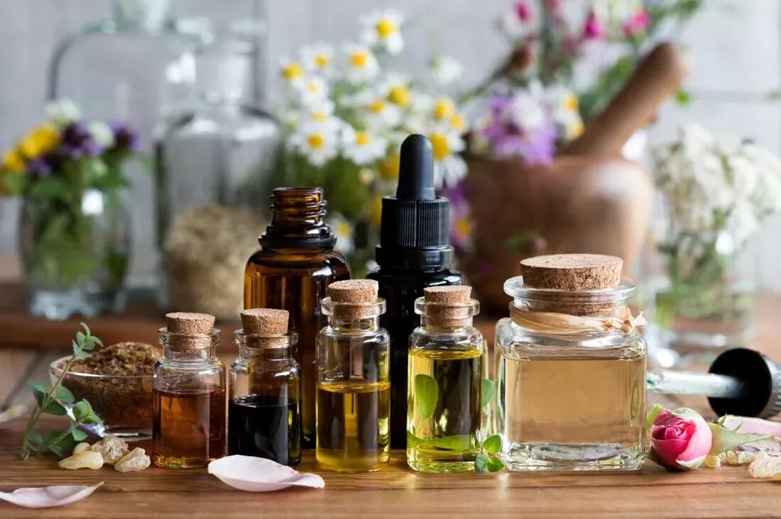 In diesem Schulanfang sollten Sie sich nicht nur mit Büchern und anderem Zubehör eindecken. Fügen Sie ätherische Öle hinzu, um Ihre Lernerfahrung zu verbessern. Aromatherapie ist nicht nur hervorragend zur Steigerung des Gedächtnisses geeignet, sondern kann auch dazu beitragen, den Fokus, die Wahrnehmung, die Wachsamkeit und den Ausblick zu verbessern. Was ist Aromatherapie? Wenn wir über Aromatherapie sprechen, sprechen wir über die therapeutische Verwendung natürlicher Öle, die aus Blumen, Pflanzen, Bäumen, Harzen und anderen botanischen Elementen in der Natur gewonnen werden. Jedes als ätherische Öle bekannte Öl hat einzigartige heilende Eigenschaften, die entweder durch Einatmen des Duftes mit einem Diffusor …