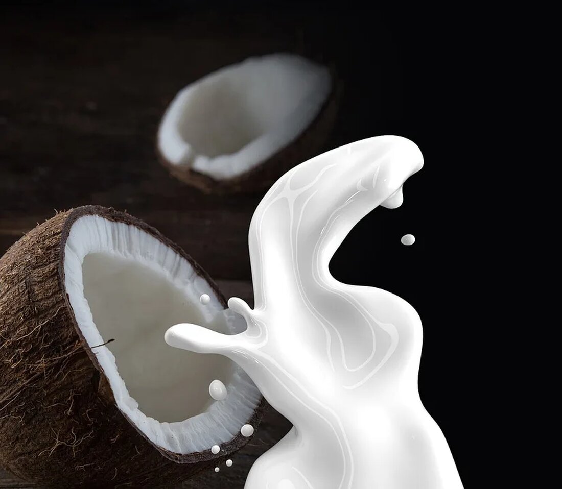 Milchalternativen: Soja Hafer Mandel Milchalternativen haben in den letzten Jahren stark an Popularität gewonnen. Immer mehr Menschen entscheiden sich aus verschiedenen Gründen dafür, tierische Milchprodukte durch pflanzliche Alternativen zu ersetzen. Die drei beliebtesten Milchalternativen sind Sojamilch, Hafermilch und Mandelmilch. Jede dieser Milchalternativen hat ihre eigenen Vor- und Nachteile sowie ernährungsphysiologische Unterschiede. In diesem Artikel werden wir uns genauer mit Sojamilch, Hafermilch und Mandelmilch befassen und ihre gesundheitlichen Vorteile beleuchten. Sojamilch Sojamilch wird aus Sojabohnen hergestellt und ist eine der ältesten und bekanntesten Milchalternativen. Es handelt sich um eine weiße, cremige Flüssigkeit mit einem leicht süßlichen Geschmack. Sojamilch ist von Natur &hellip;