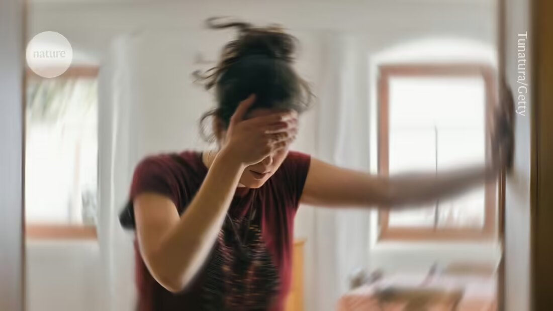Erfahren Sie in diesem Artikel, wie eine neue Studie in Mäusen Hinweise darauf liefert, wie neurologische Ereignisse Migräneanfälle auslösen könnten. Tauchen Sie ein in die faszinierende Welt der Forschung, die das Verständnis von Migräne revolutioniert und neue Erkenntnisse über die Ursachen dieser schmerzhaften Kopfschmerzen liefert.