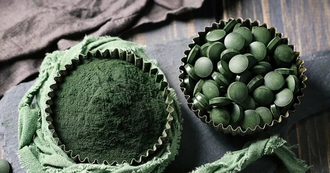 Spirulina. Aztekische Krieger waren bekannt für ihren Mut, ihre Wildheit und ihre Kampffähigkeiten. Aber die Menschen im alten Mexiko schätzten eine Eigenschaft ihrer Krieger vor allen anderen. Geschwindigkeit. Die Azteken waren nicht nur überlegene Kämpfer für schnelle Läufer, sondern um ihr riesiges Reich aufrechtzuerhalten, brauchten sie schnelle Läufer, um Nachrichten von einem Dorf zum anderen zu transportieren. Laufen wurde als so wichtig angesehen, dass einer der aztekischen Götter Paina heißt, was „Läufer“ bedeutet. ((Link entfernt)) In Briefen an die spanische Krone berichtete Cortez, dass Teams von aztekischen Staffelläufern in weniger als einem Tag Informationen über 260 Meilen transportieren könnten. Diese Geschwindigkeit war …