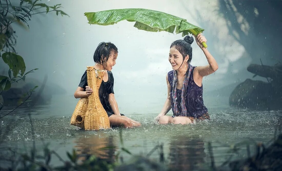 Wasser: Mineralien Filterung und Gesundheit Wasser ist der essentielle Bestandteil des Lebens. Es ist für unseren Körper unverzichtbar und spielt eine entscheidende Rolle für unsere Gesundheit. Doch nicht jedes Wasser ist gleich. In diesem Artikel werden wir uns mit der Bedeutung der Mineralien im Wasser beschäftigen und wie sie durch Filterung erhalten und verstärkt werden können. Die Bedeutung von Mineralien im Wasser Mineralien sind natürliche Substanzen, die in Wasser vorkommen und wichtige Nährstoffe für unseren Körper liefern. Sie spielen eine entscheidende Rolle für unsere Gesundheit und sind für viele lebenswichtige Funktionen verantwortlich. Mineralien wie Calcium, Magnesium, Kalium und Natrium sind …